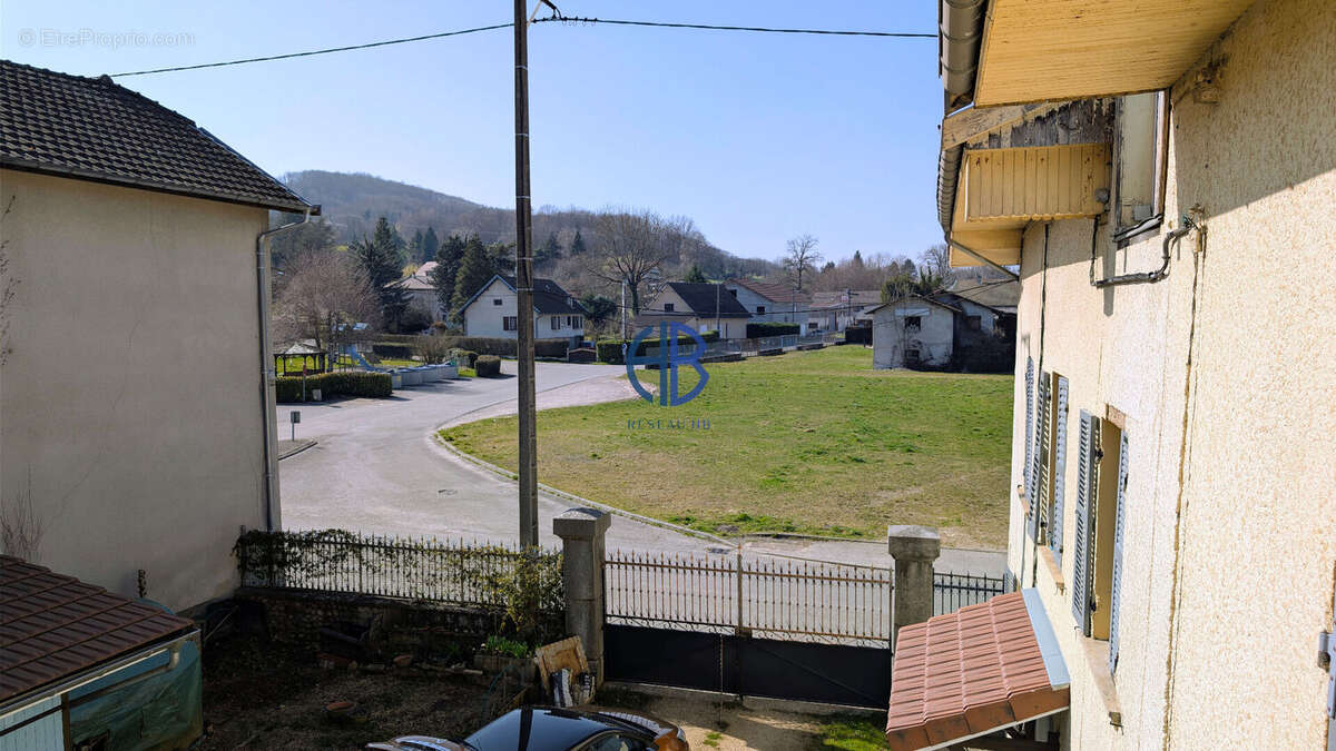Appartement à SAINT-GEOIRS