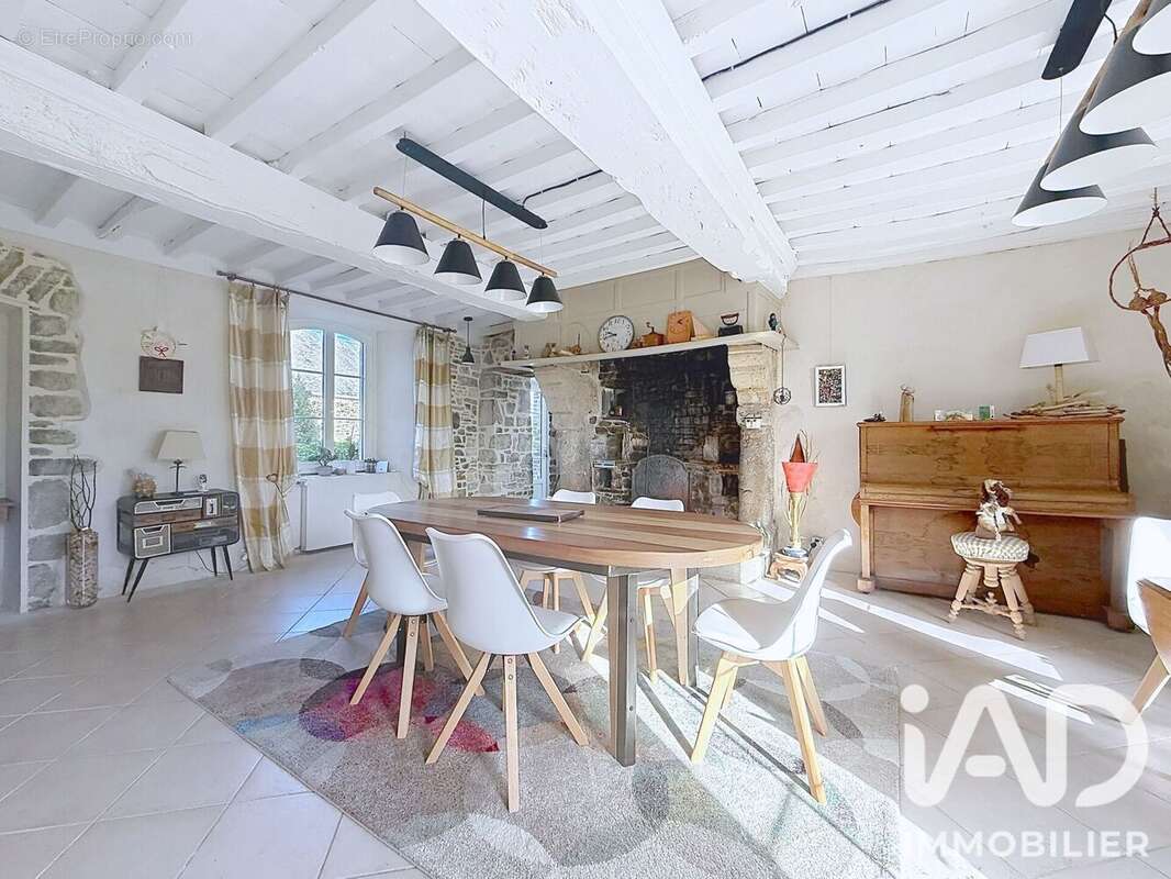 Maison 290 m² à Lithaire  - photo 5