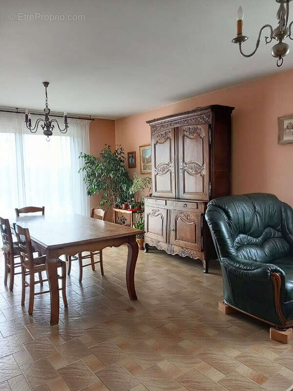 Maison à NONANT-LE-PIN