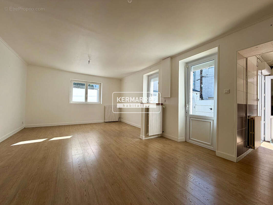 SAINT-NAZAIRE - Maison - 2 chambres - photo 2