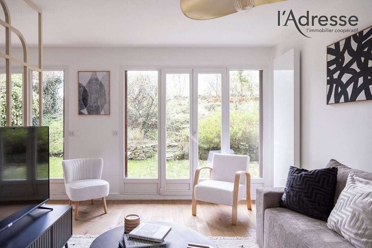 Appartement à SURESNES