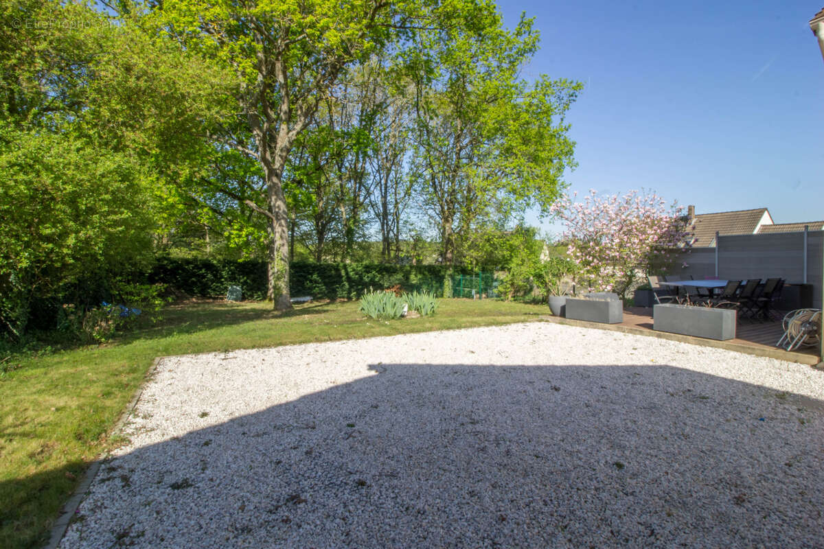 Maison à SAINT-GERMAIN-LES-ARPAJON