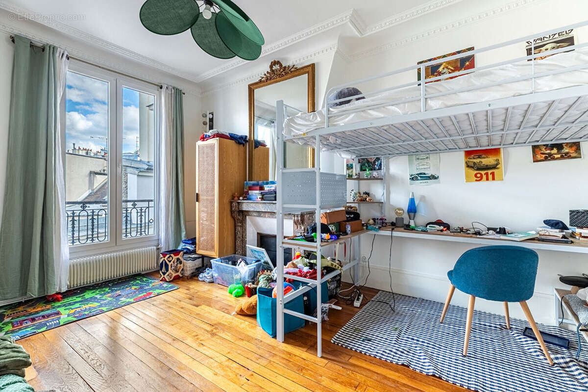 Appartement à PARIS-5E