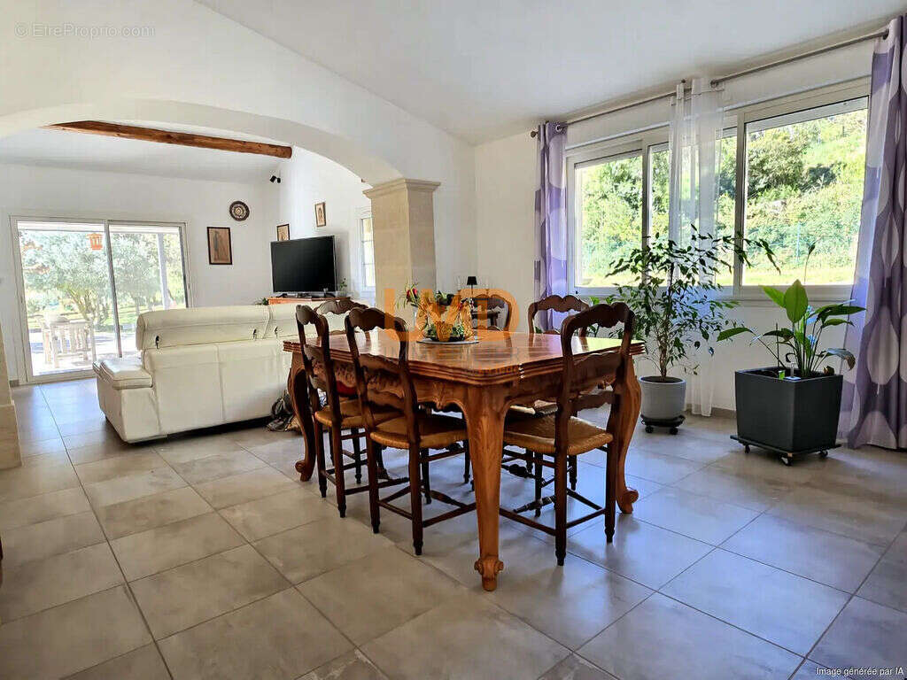 Maison à SARRIANS