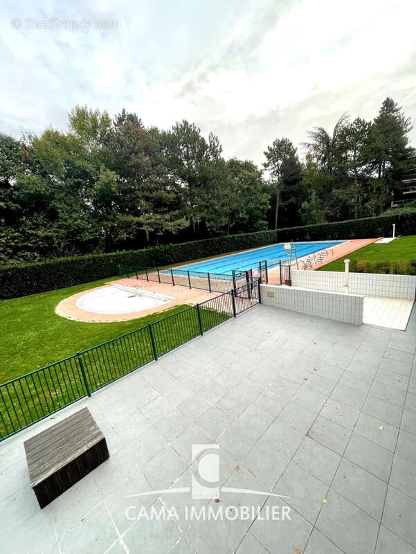 Appartement à JOUY-EN-JOSAS