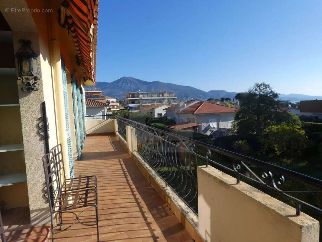 Maison à ROQUEBRUNE-CAP-MARTIN