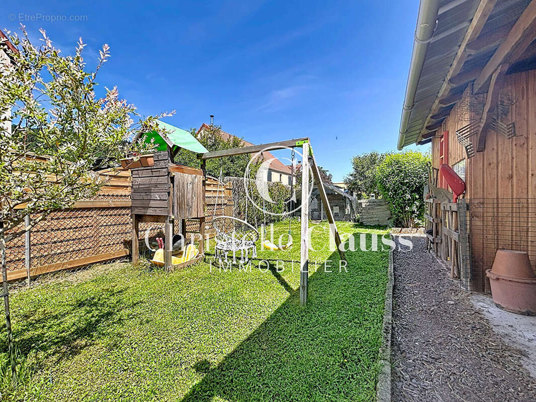 Maison à WISCHES