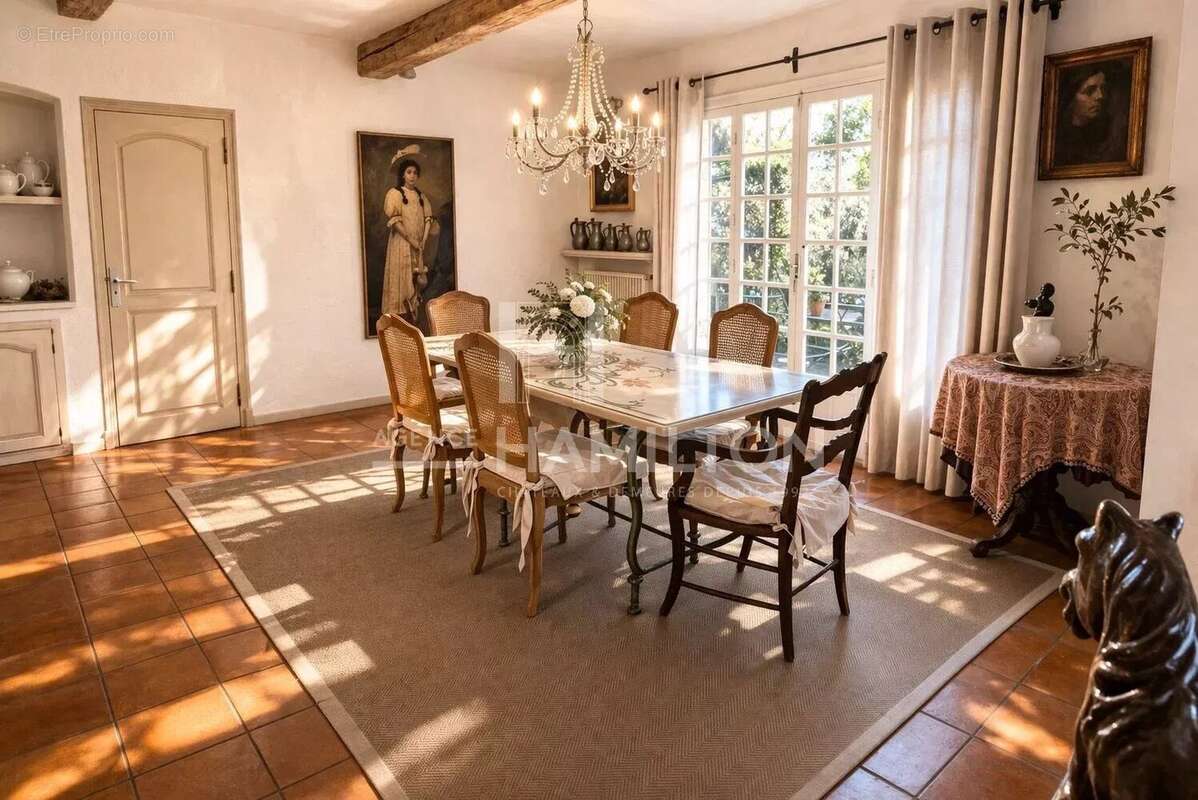 Maison à LE ROURET