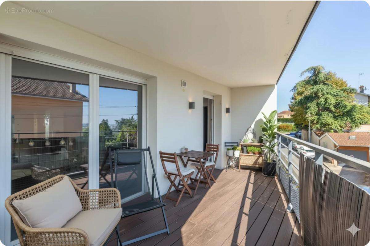 Appartement à CALUIRE-ET-CUIRE