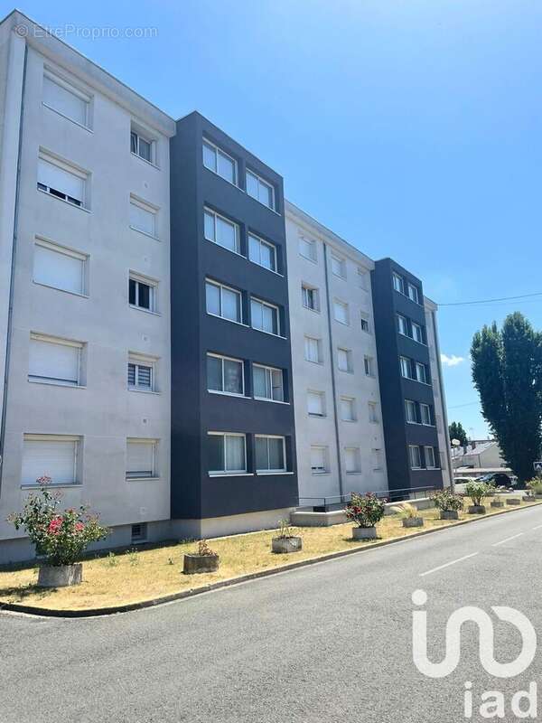 Photo 8 - Appartement à SAINT-JEAN-DE-LA-RUELLE