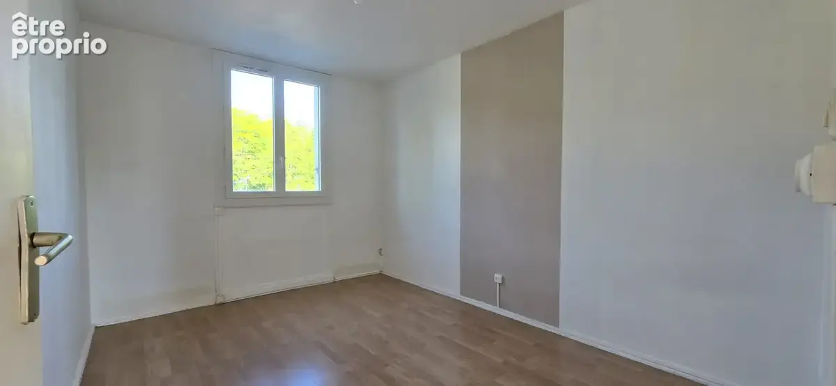 Appartement t3 traversant de 65.86m²  à la mulatiere - photo 10