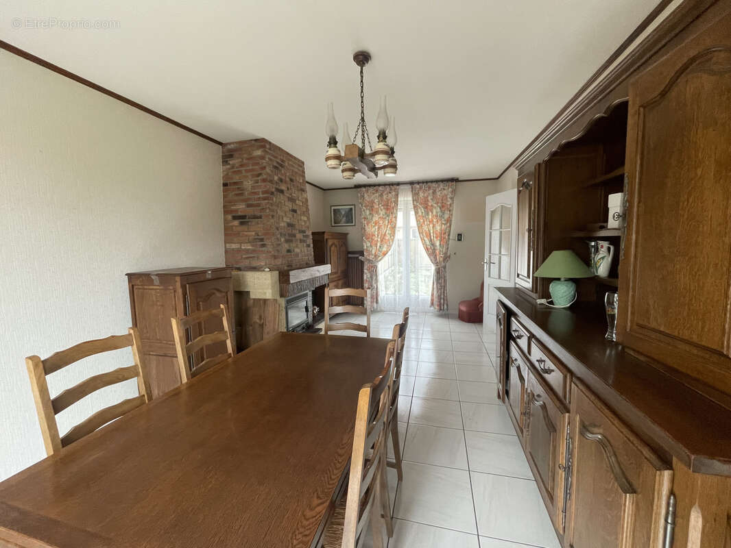 Maison à DREUIL-LES-AMIENS