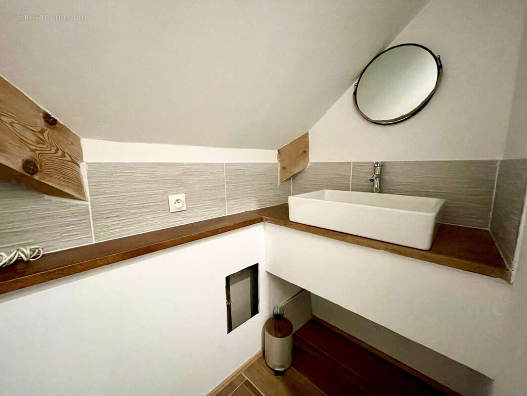 Maison à NANTEAU-SUR-ESSONNE