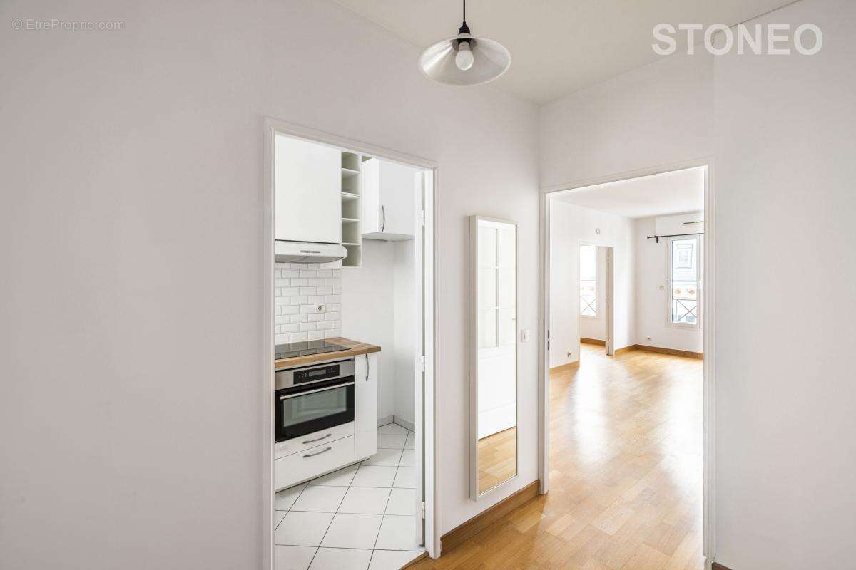 Appartement à PARIS-18E
