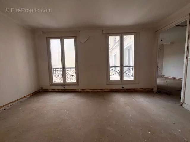 Appartement à PARIS-7E