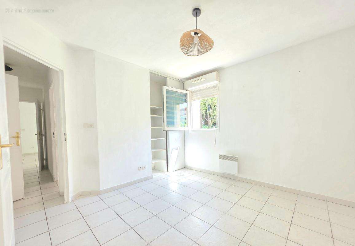 Appartement à LE LUC