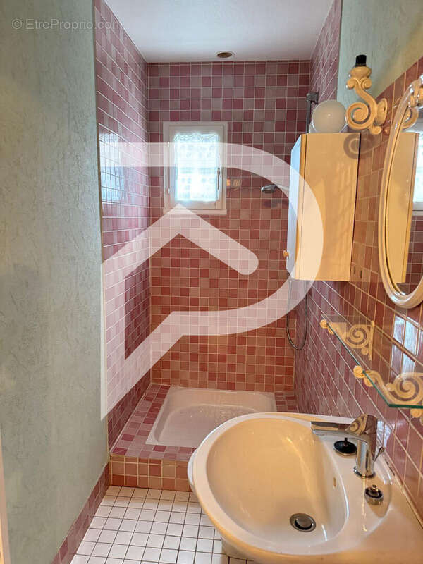 Maison à NEUILLY-SUR-SUIZE