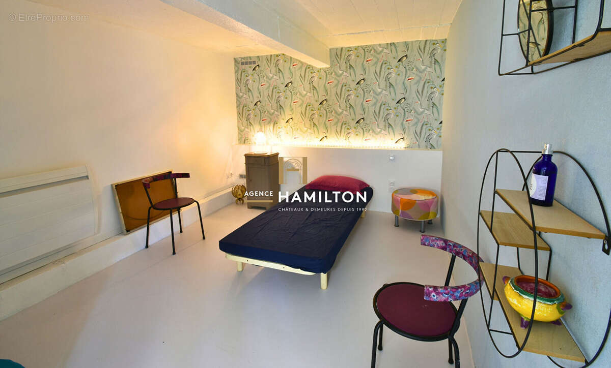 Local commercial avec logement attenant et sous-sol amenage - photo 12