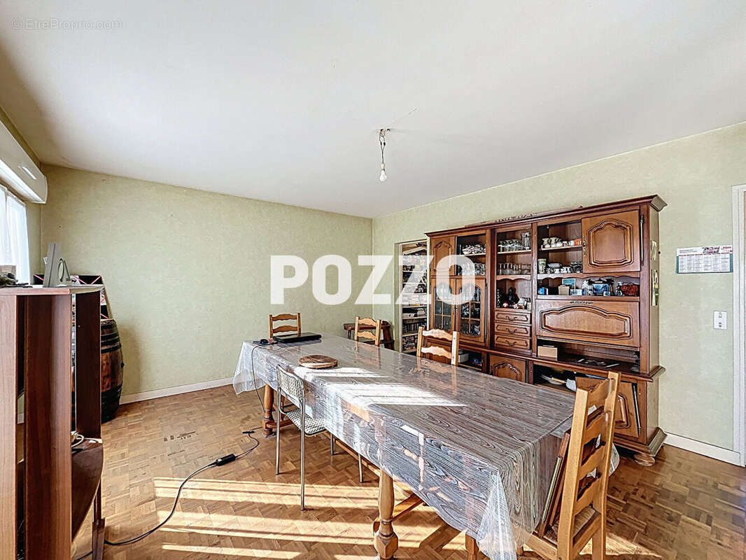 Maison à SAINT-HILAIRE-DU-HARCOUET