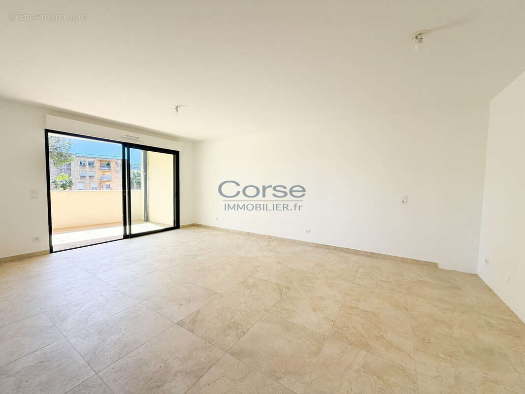 Appartement 61 m² à Ajaccio  - photo 5