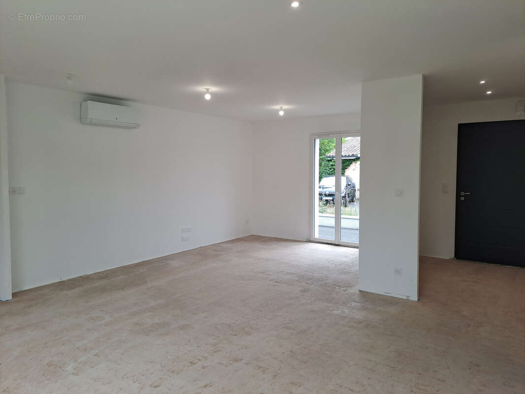 Maison neuve de plain pied fonctionnelle - photo 3
