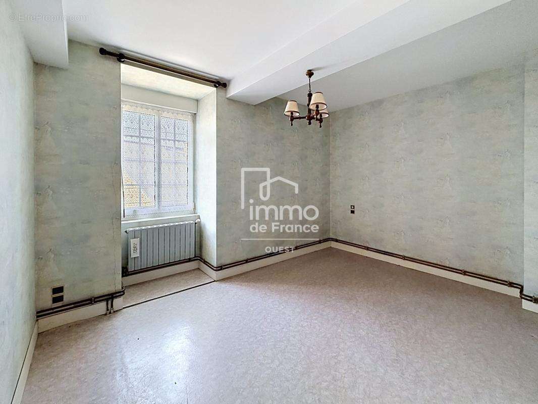 Maison Saint Georges Buttavent 7p 151 m² - photo 10