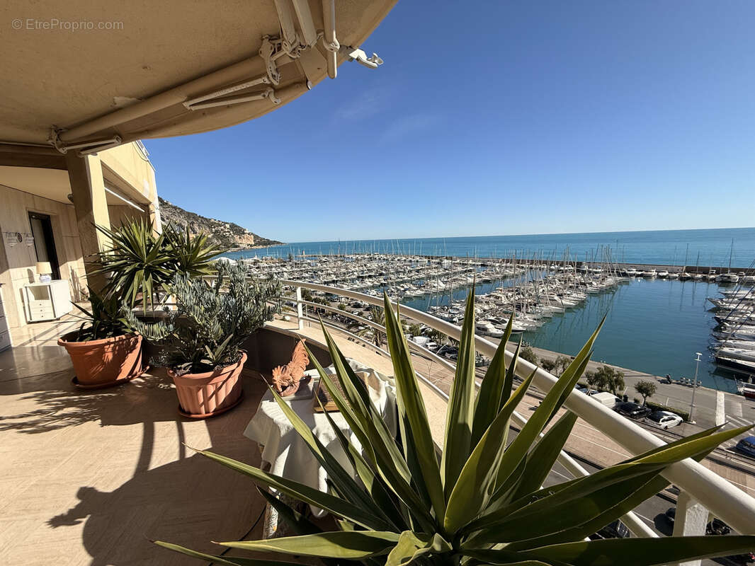 Appartement à MENTON