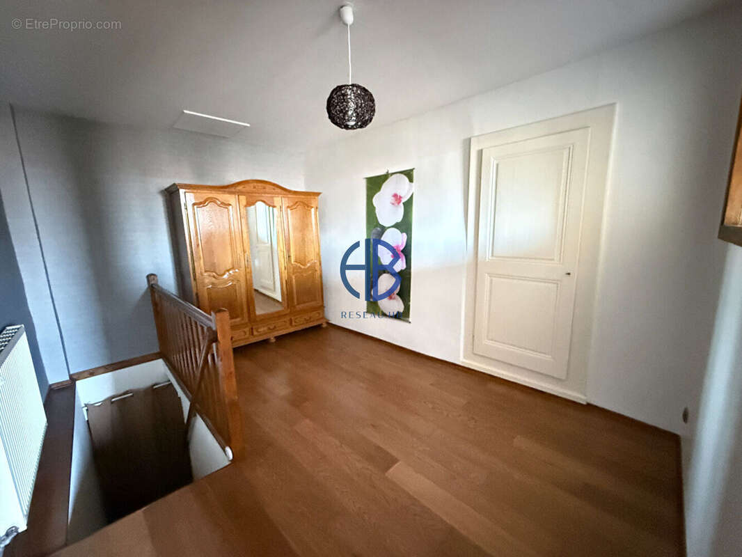 Maison à LA COTE-SAINT-ANDRE