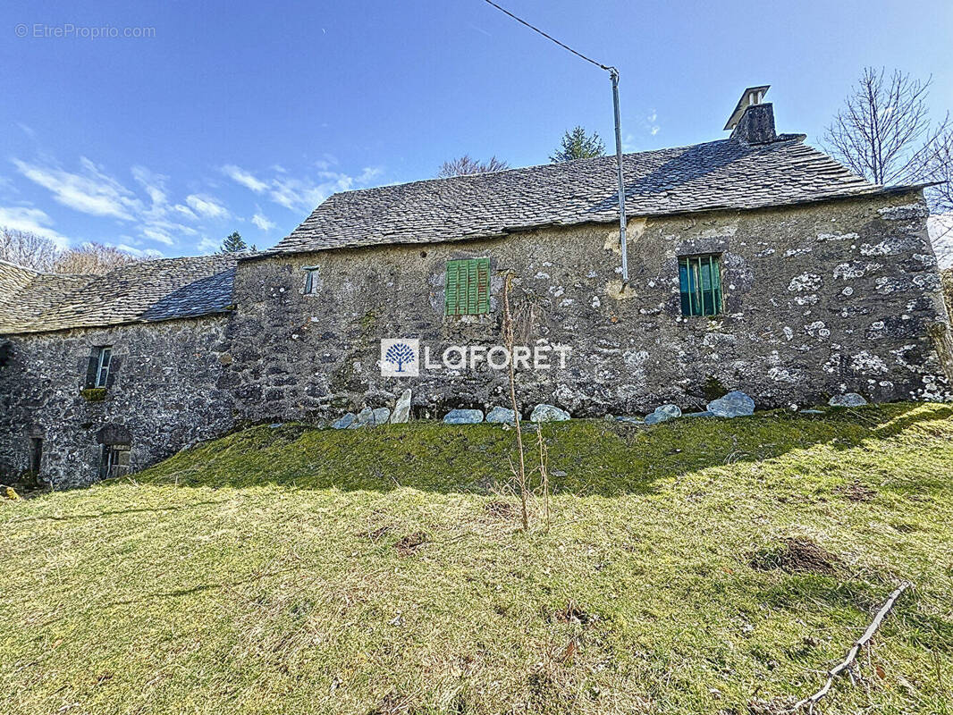 Maison à LAGUIOLE