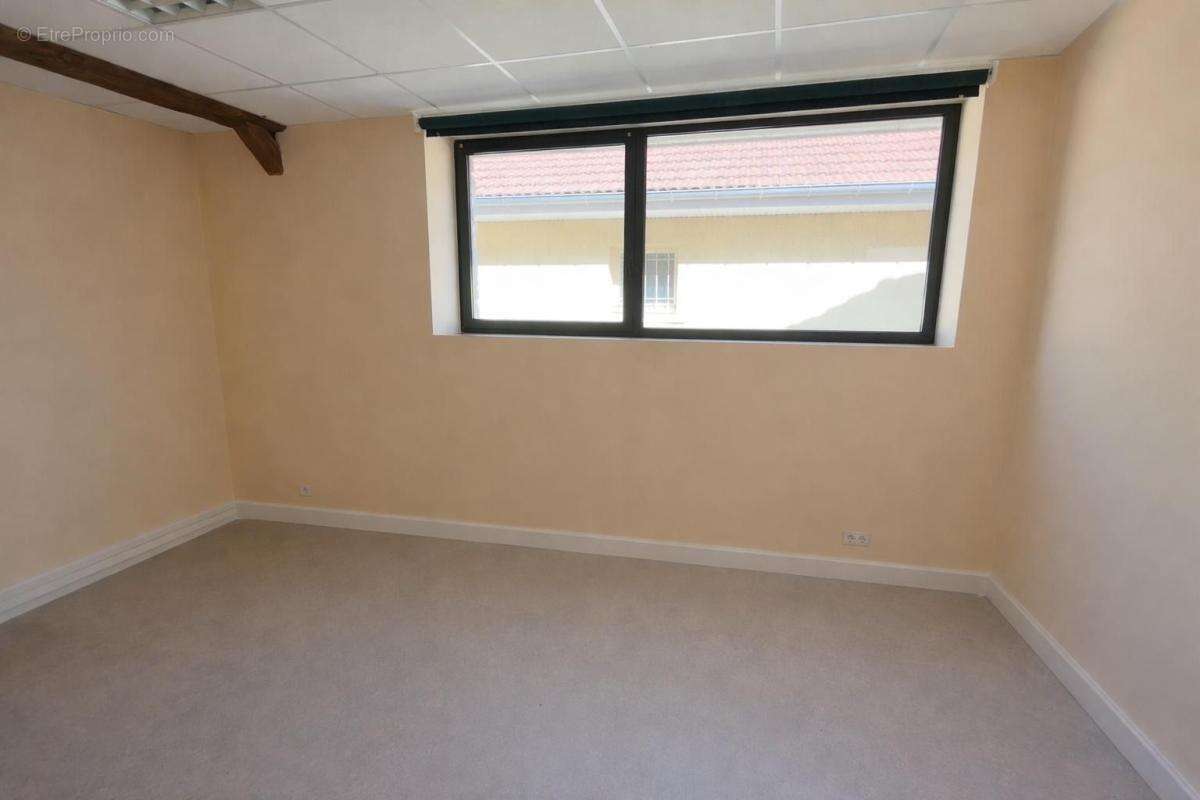 Appartement à MORESTEL