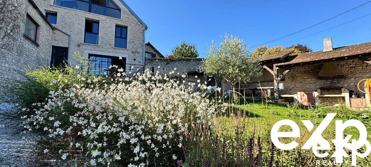 Maison à MONTAINVILLE