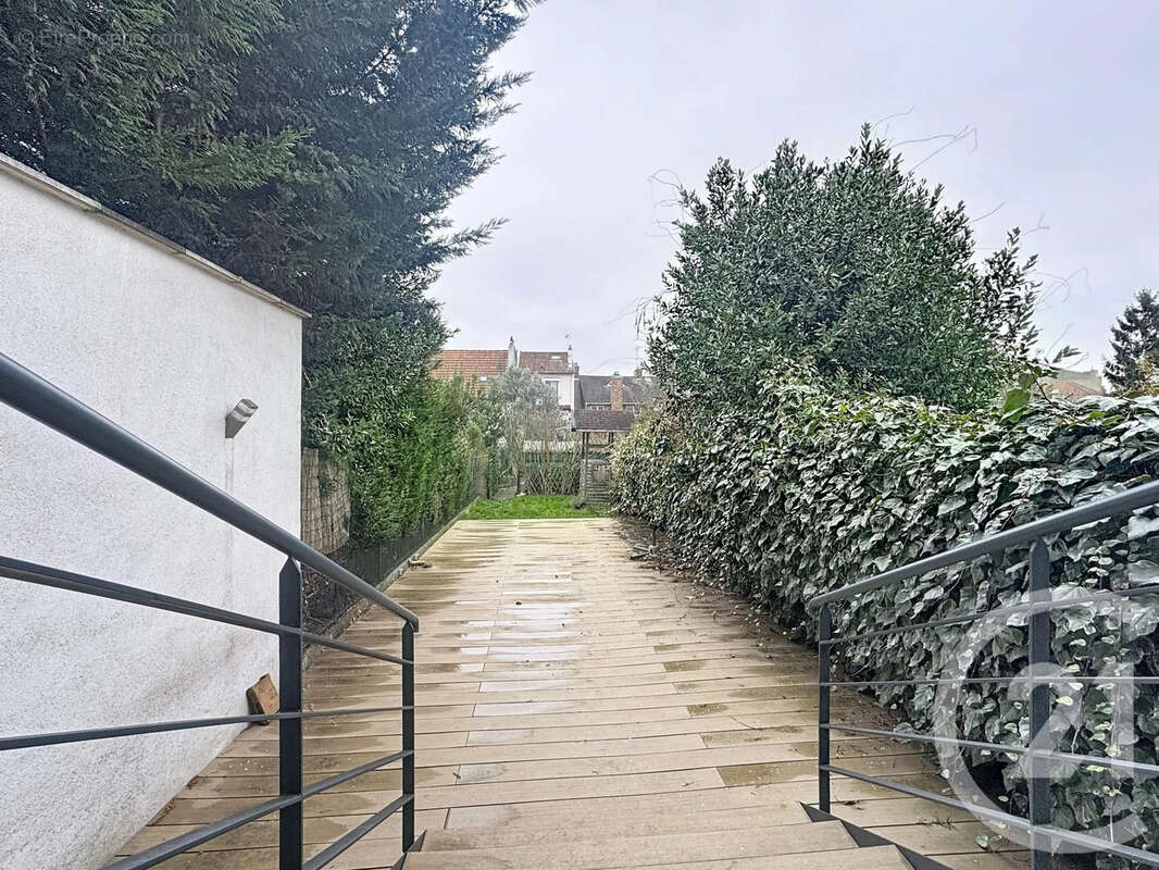 Maison à ROSNY-SOUS-BOIS