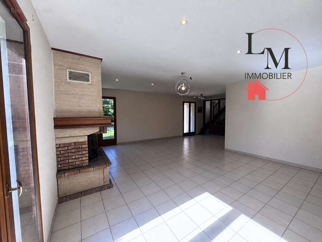 Maison 182 m² à Saint-Jean-De-Marsacq  - photo 8
