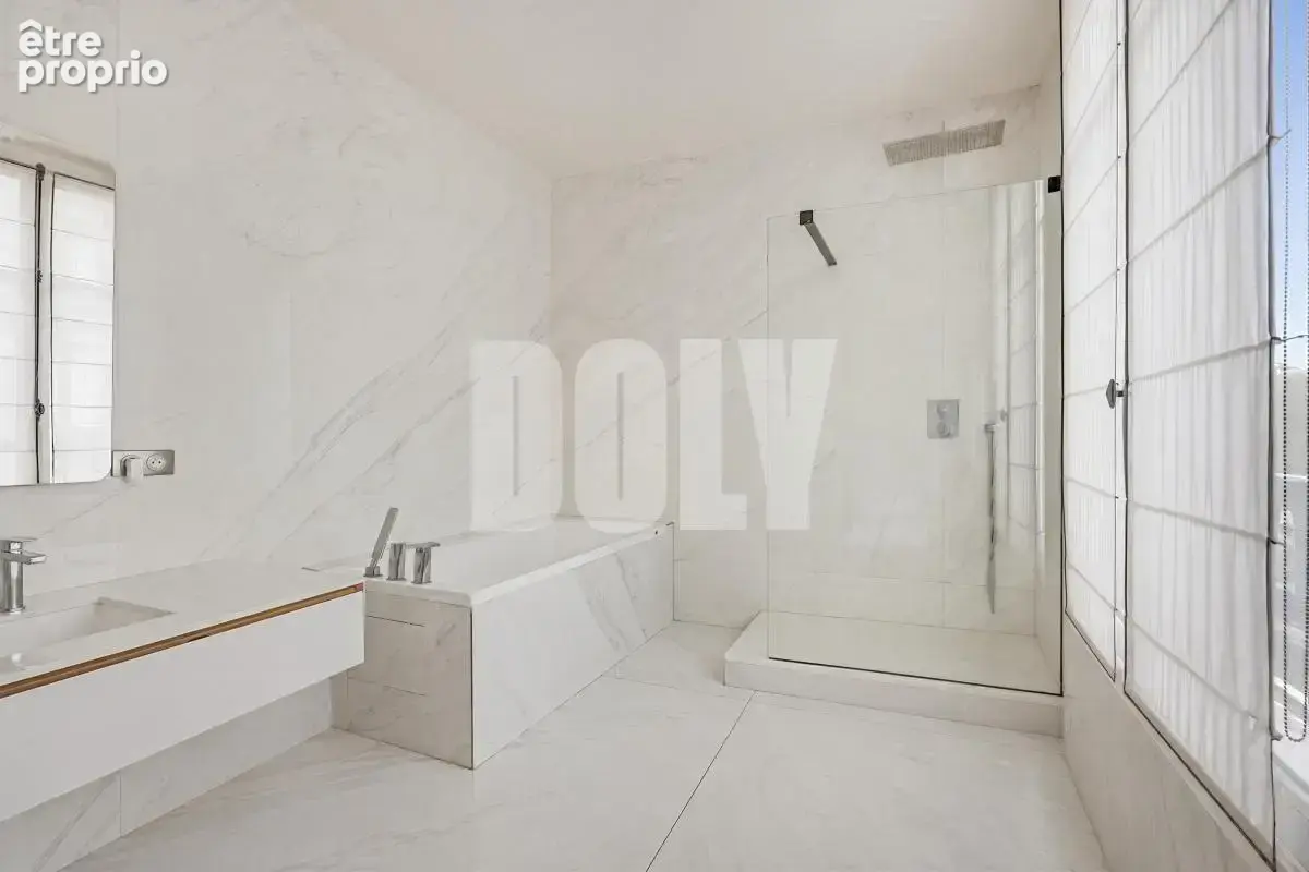 Neuilly-sur-seine – perronet – hôtel particulier de 350 m² – terrasse arborée – voie privée - photo 13