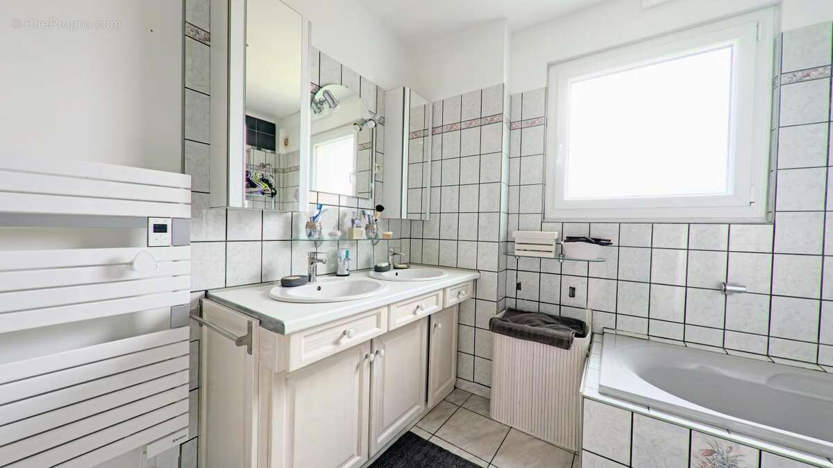 Appartement à ORMESSON-SUR-MARNE