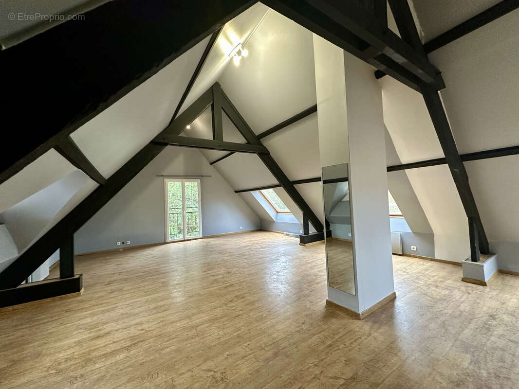 Maison à SAINT-SAUVEUR-SUR-ECOLE