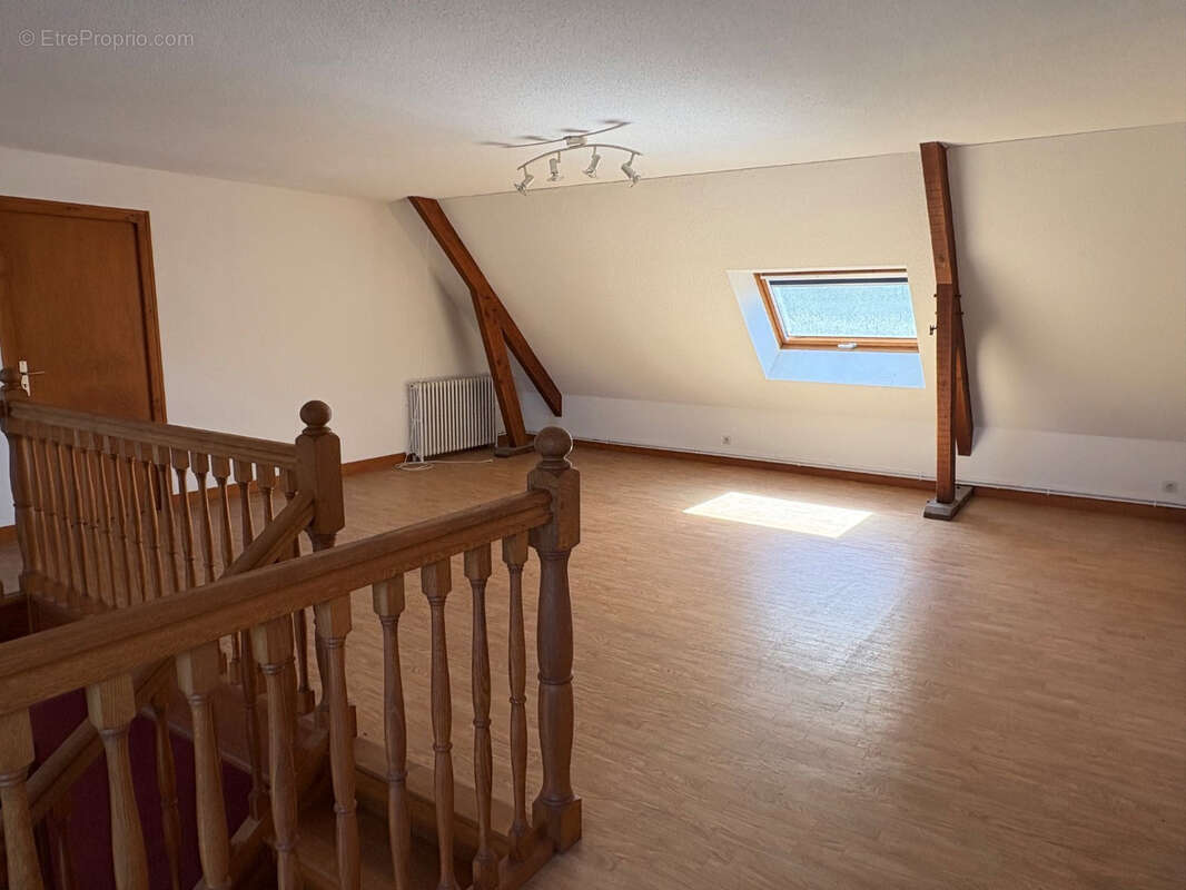 Maison à COUSSAC-BONNEVAL