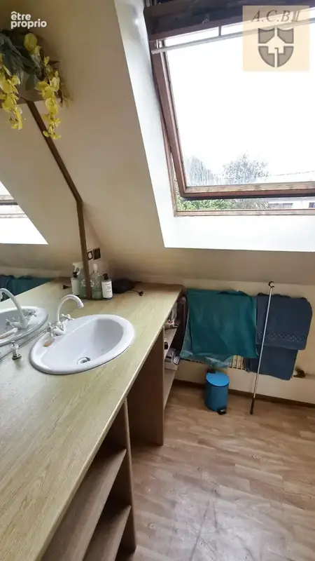Ensemble immobilier  ou maison familiale (~122 m2 hab. + sous-sol total) - photo 15