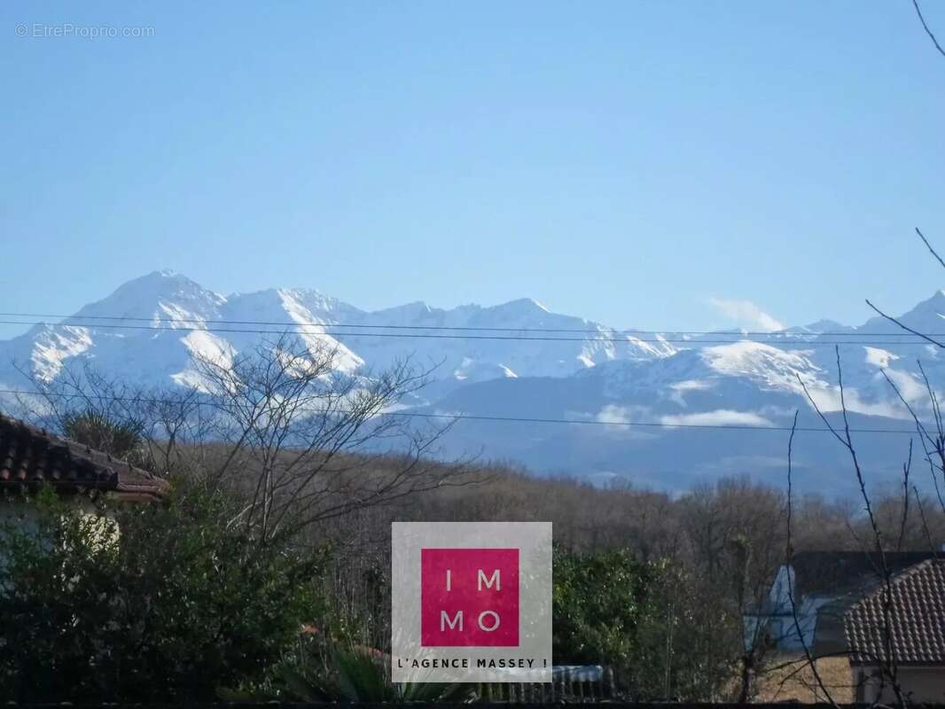 Maison à SARROUILLES