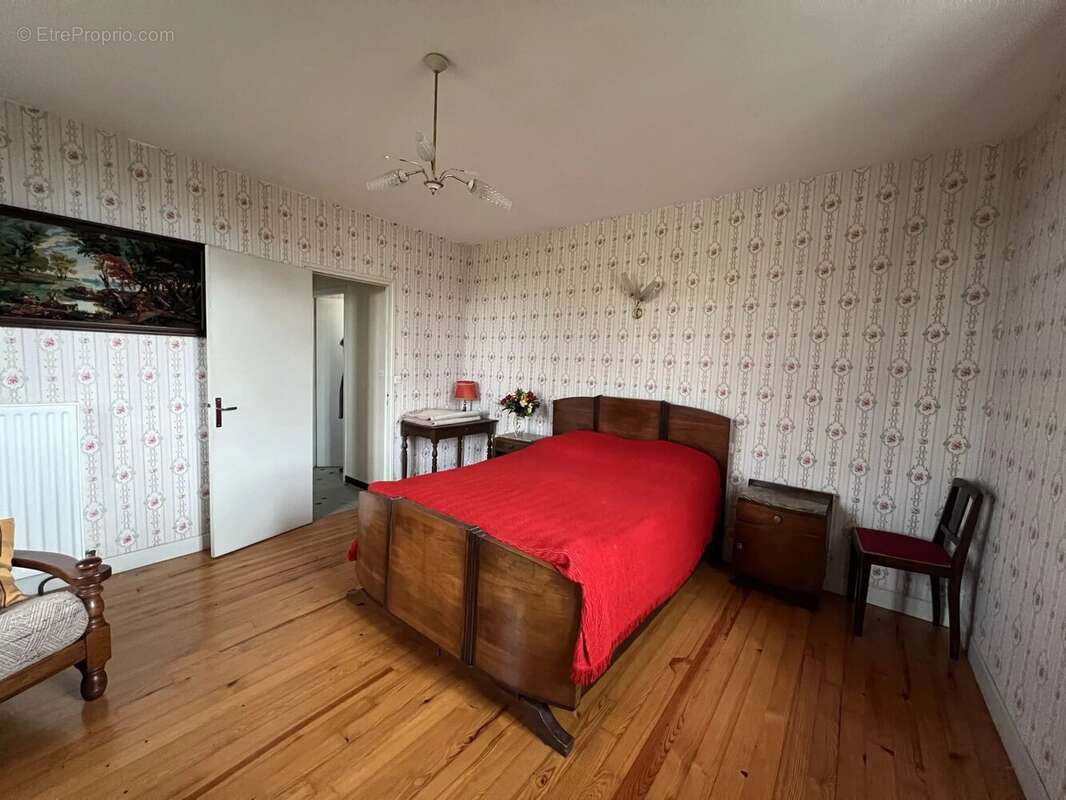 Maison à SAINT-CLAR