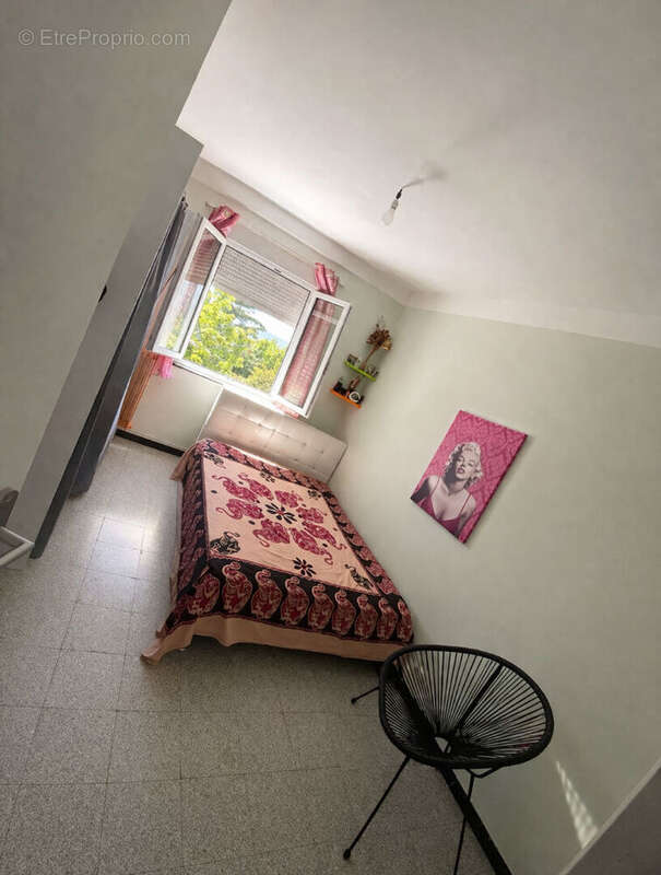 Appartement à CUERS