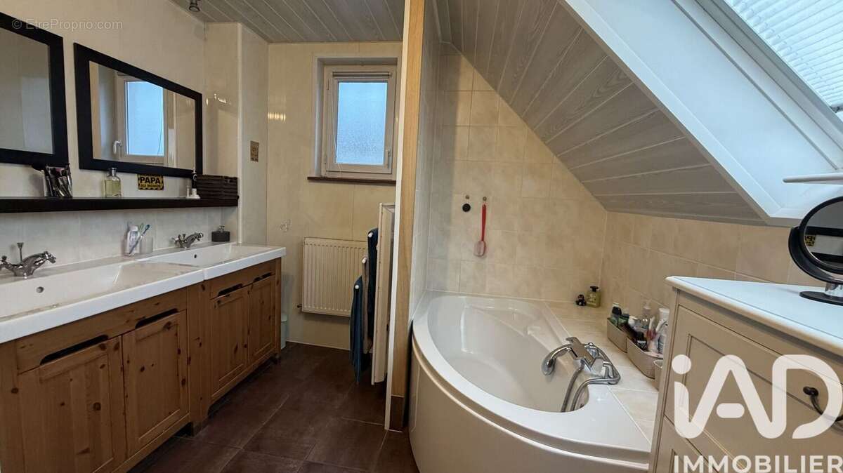 Photo 7 - Maison à AMBILLY