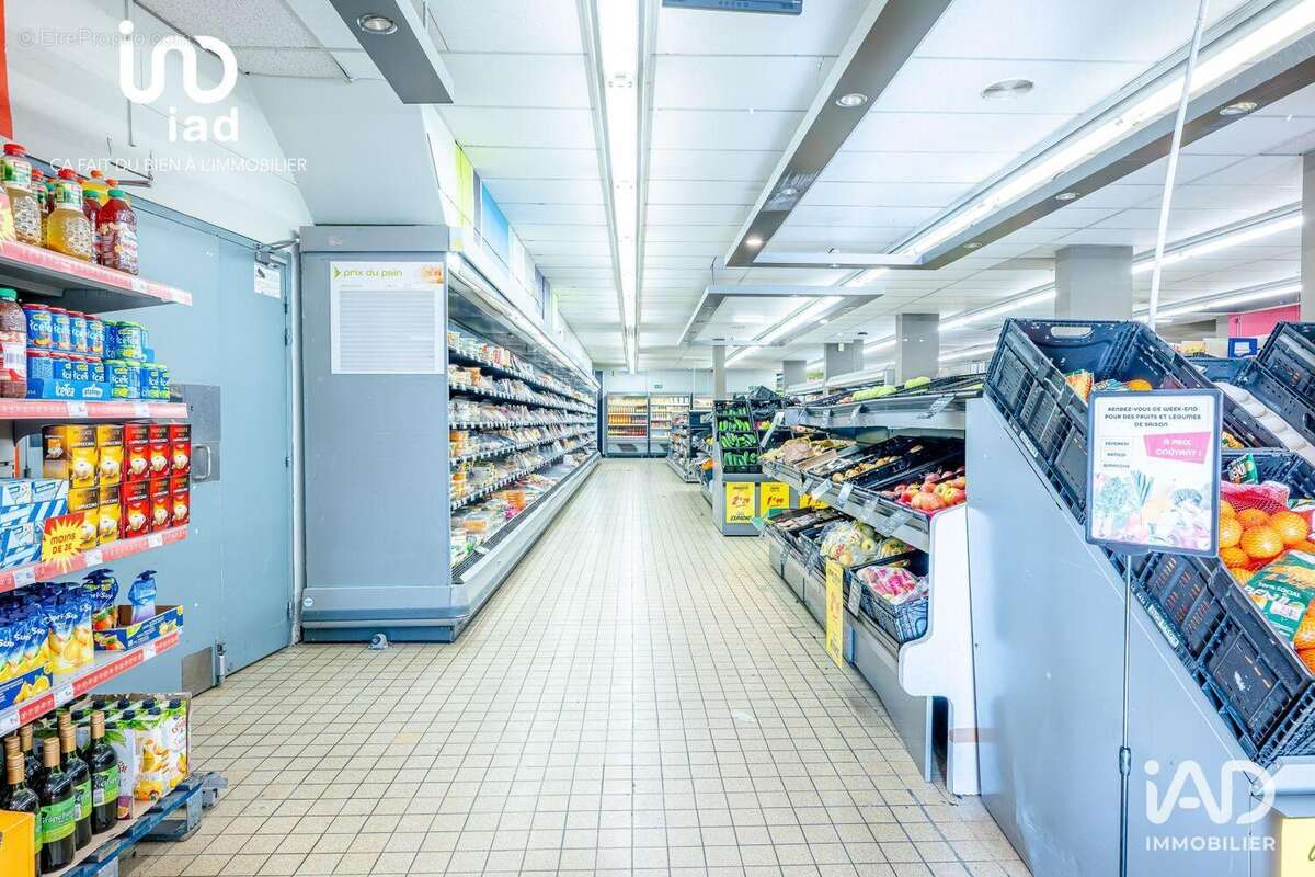 Photo 2 - Commerce à EMBRUN