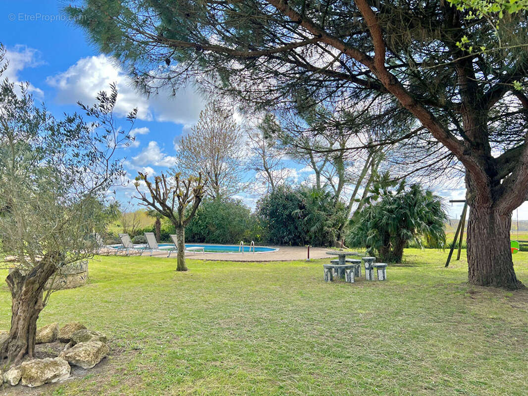 Maison à SAINT-ANDRE-DE-CUBZAC