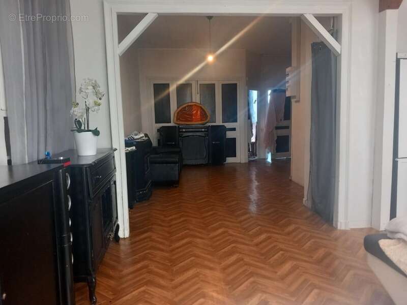 Appartement à THIERS