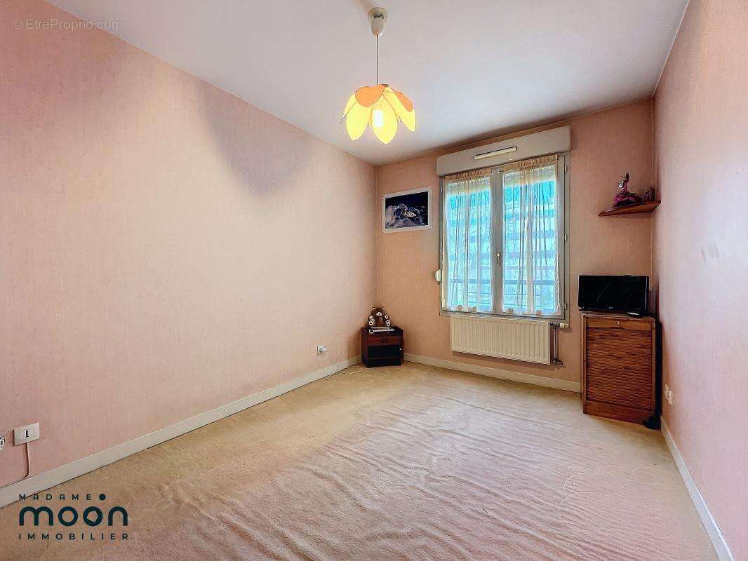 Appartement à LYON-8E