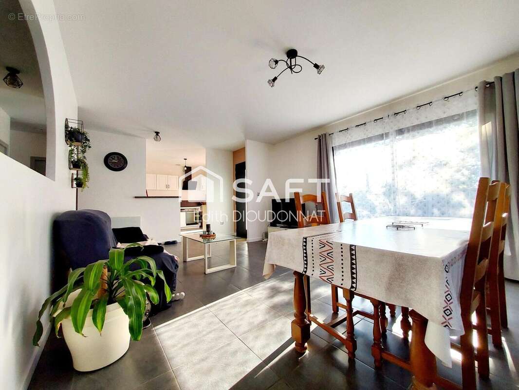 Maison 118 m² à La Jonchere  - photo 4