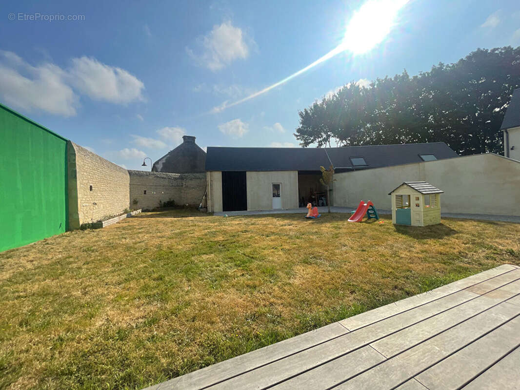 Coulombs_ maison/villa /loft/ en pierre 160 m2 / 2chambres/ jardin - photo 11