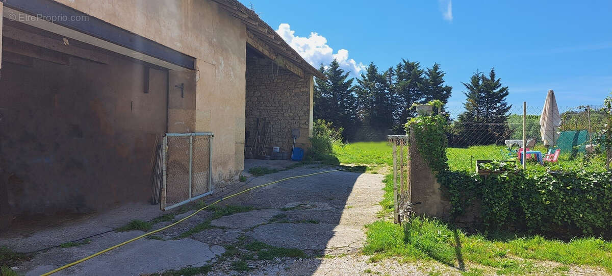Mas a restaurer village de lagnes - photo 11
