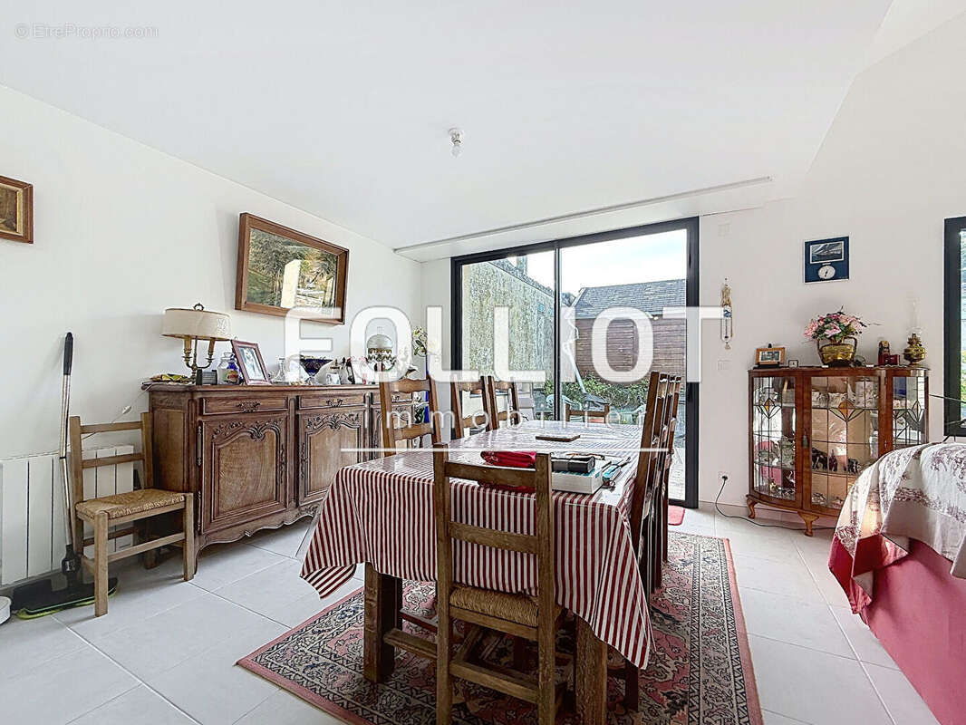 Maison à AGON-COUTAINVILLE
